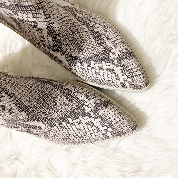 Dolce vita shanta western sock python boots - Picture 7 of 9